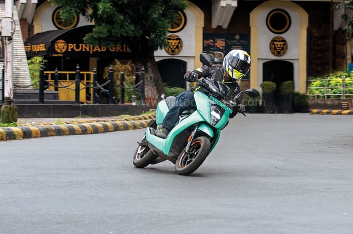 Ather 450X vs Ola S1 Pro vs TVS iQube S vs Bajaj Chetak EV scooter comparison